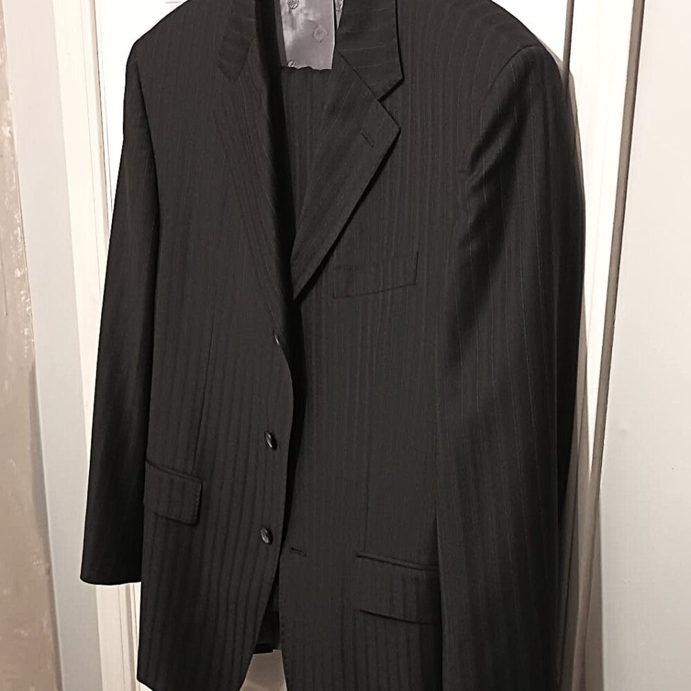 Sean John Men 2 Piece Dark Grayish Brown Pinstripe Suit    40S